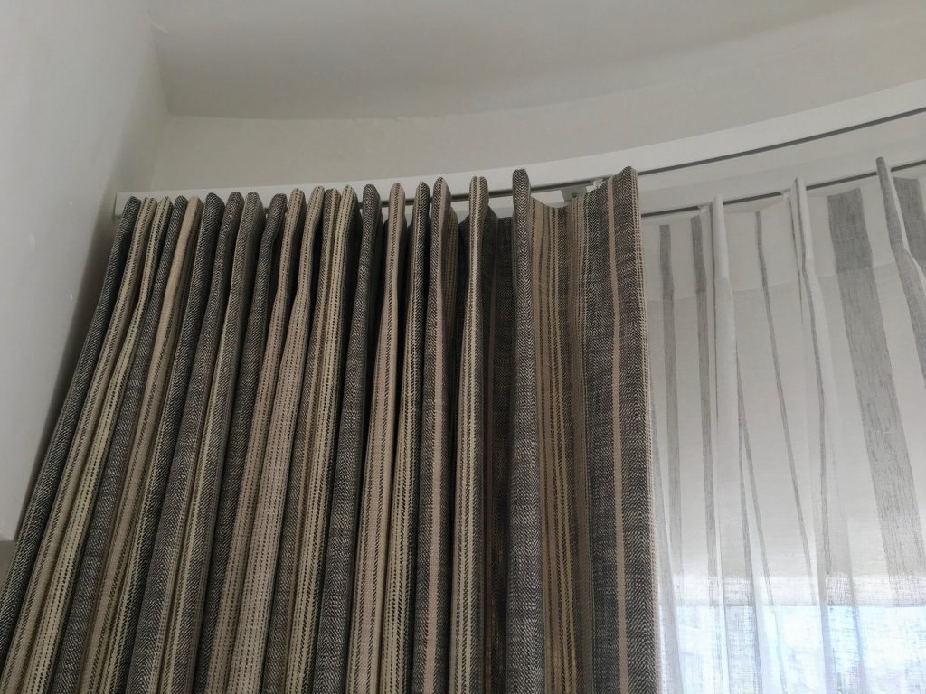 Single Pleat Curtain Heading